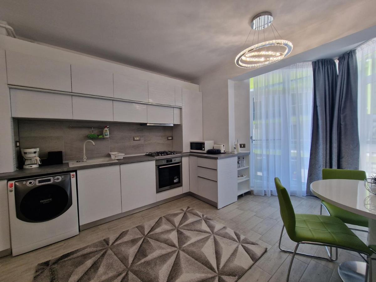 Dava Aparthotel Pool & Spa Mamaia Nord Navodari Dış mekan fotoğraf